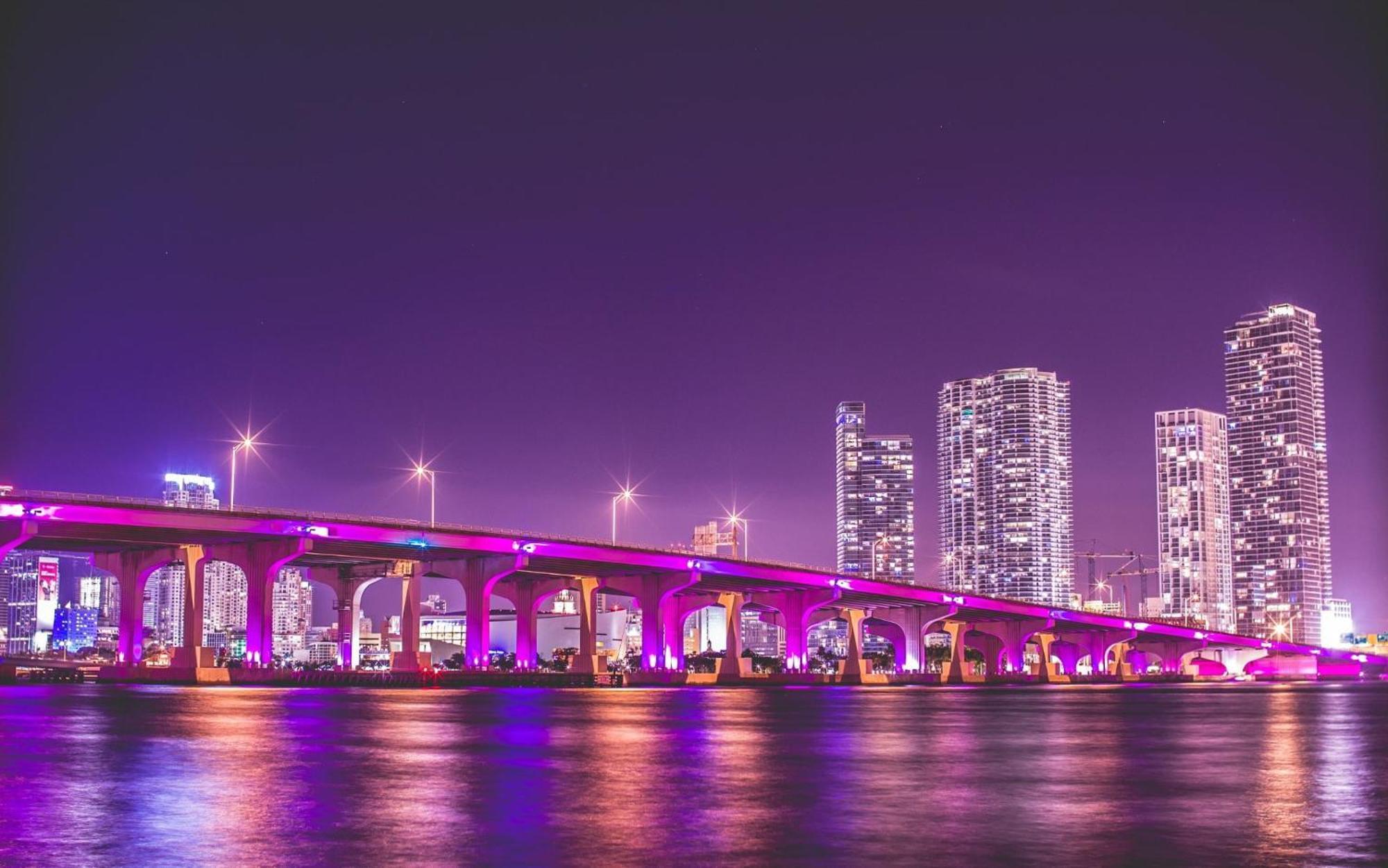Ludge By Miami Airport Pansiyon Dış mekan fotoğraf